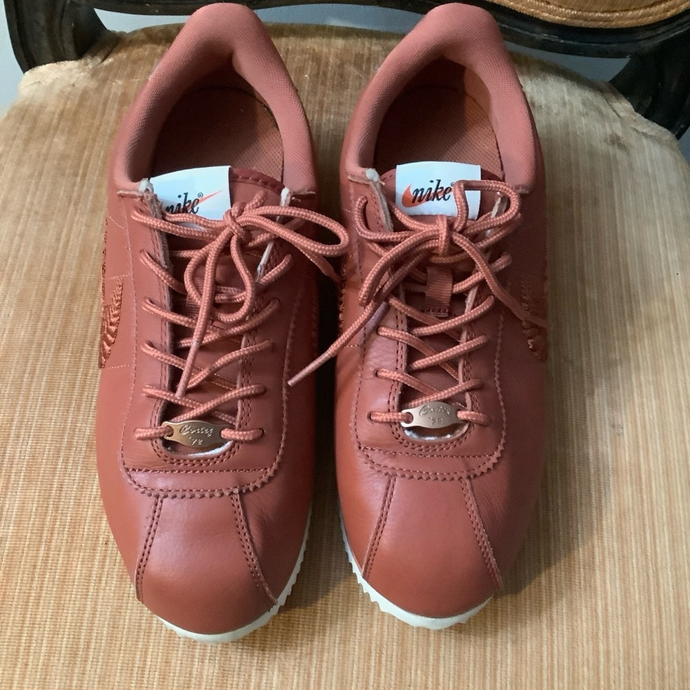 Nike Cortez Basic Premium Embroidered Swoosh GS In Dusty Peach Women's 7 H2F - Picture 2 of 8